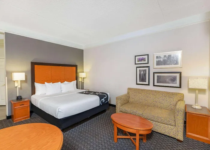 La Quinta By Wyndham Pueblo